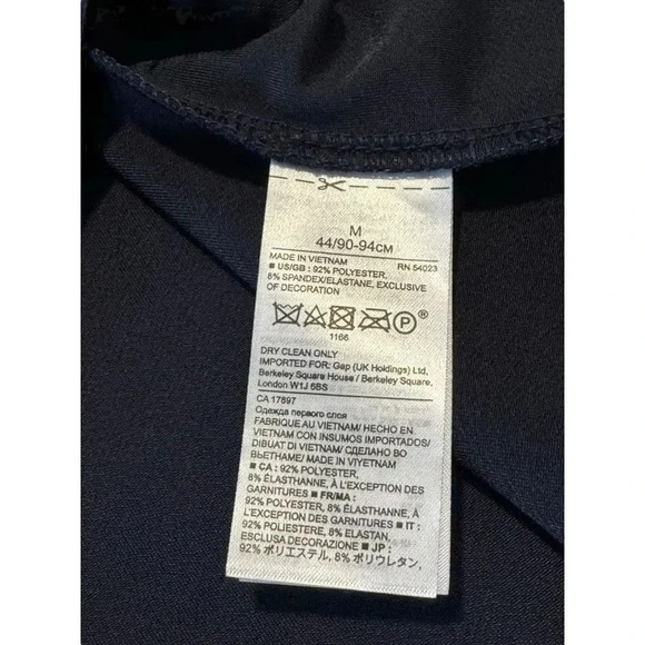 Banana Republic Women’s Navy Blue Medium Crepe Cold Shoulder‎ Keyhole Top - Picture 8 of 8